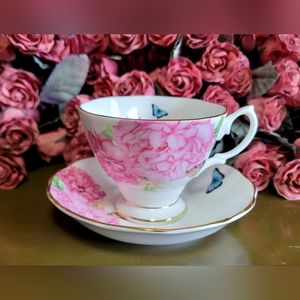 Royal Albert Miranda Kerr Friendship Series Teacup Peonies tterflies NIB